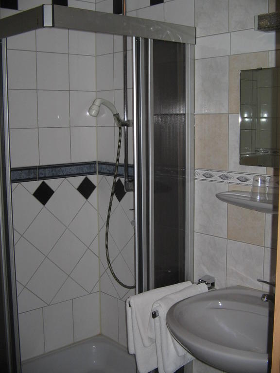 Hotel Alt Wassenberg Phòng bức ảnh
